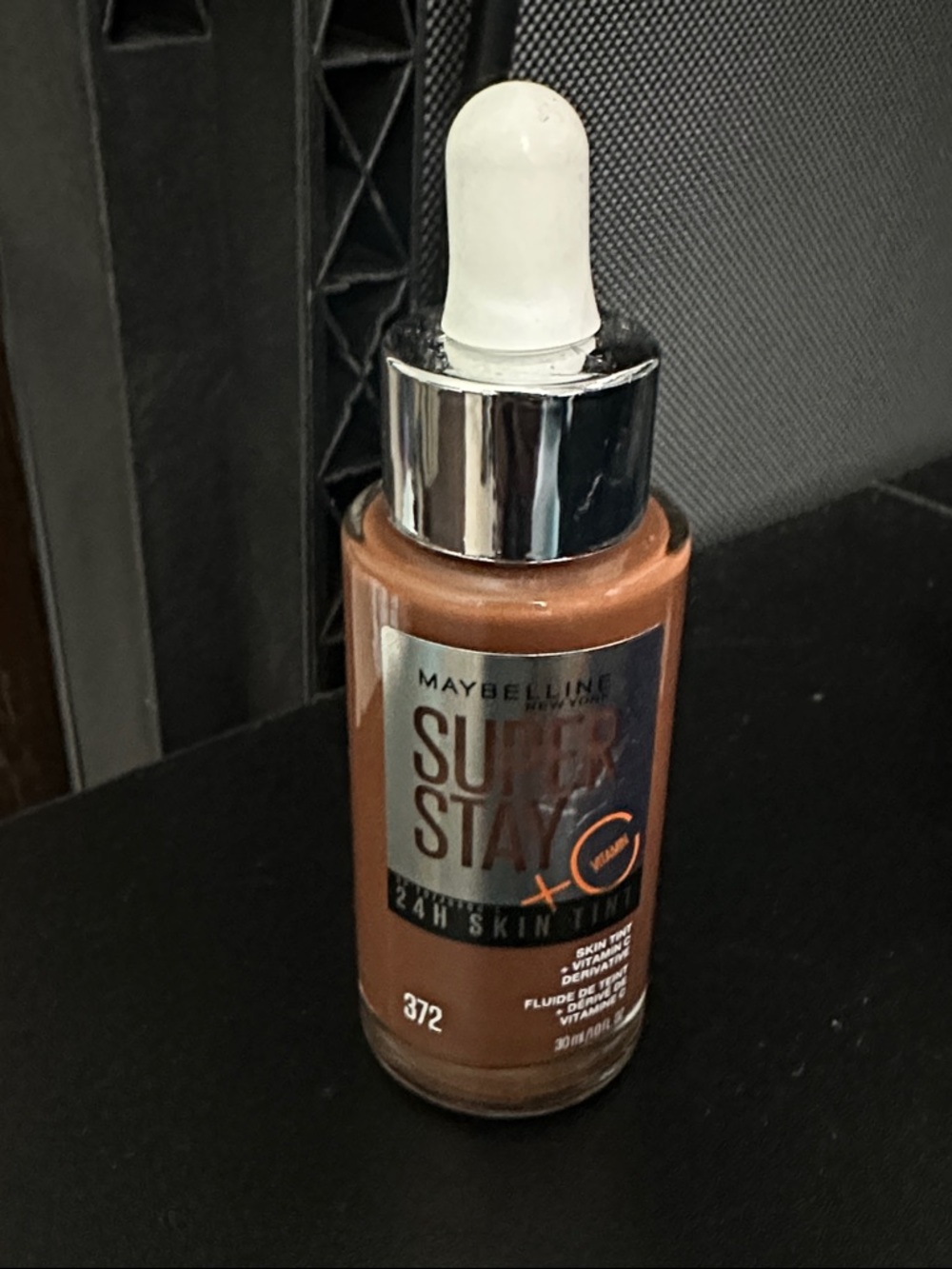 Maybelline SuperStay Skin Tint - Deep Brown Shade 372